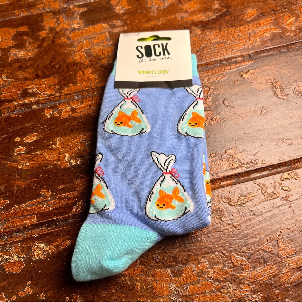 Sock It To Me Women's Crew Socks - Light Blue Goldfish Pattern NWT
